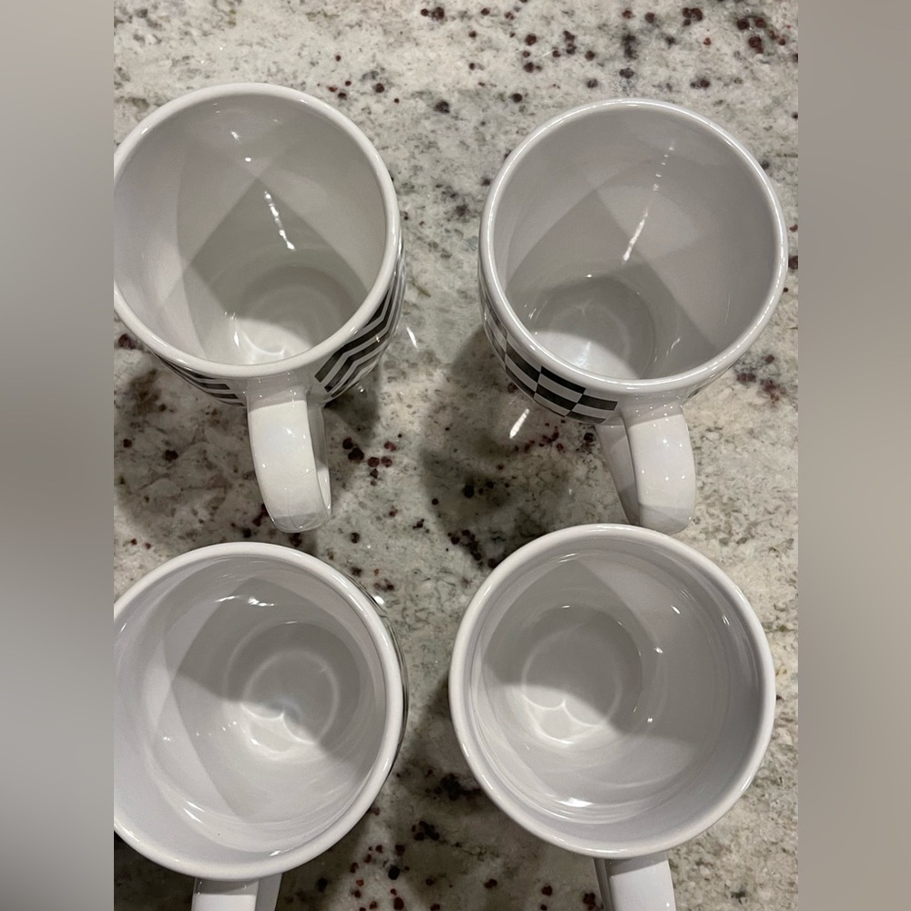 Coffee Cups - Picture 3 of 7
